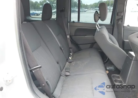 2012 Jeep Liberty Sport z USA, uszkodzony, nr VIN 1C4PJMAK4CW111011